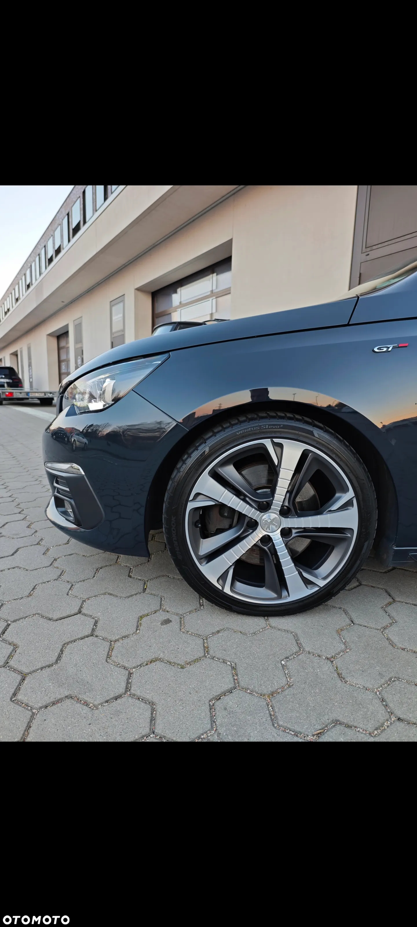 Peugeot 308 SW 2.0 BlueHDi GT S&S EAT8 - 12