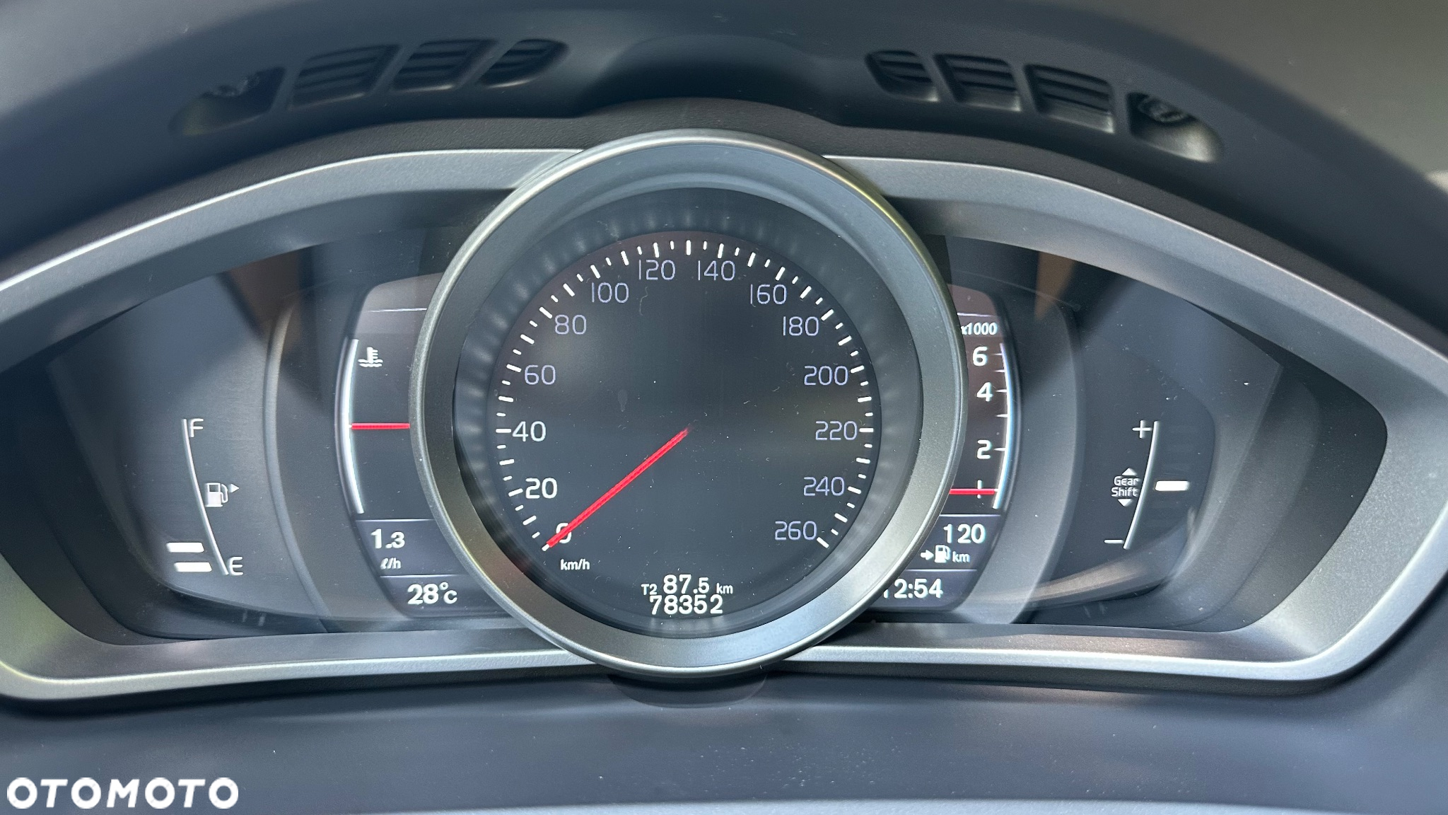 Volvo V40 T3 Drive-E Ocean Race - 35