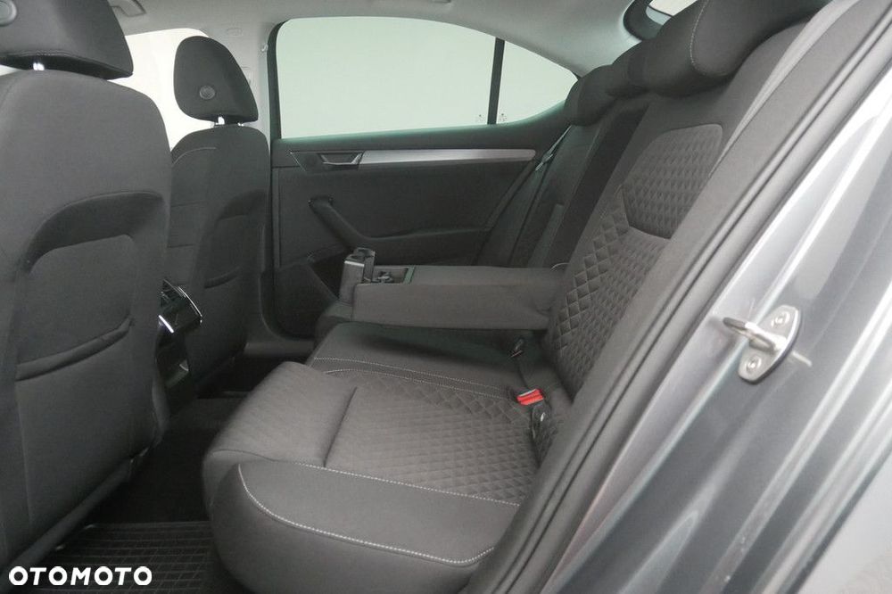Skoda Superb 1.5 TSI Ambition DSG - 15