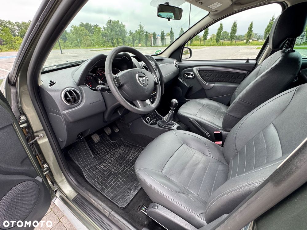 Dacia Duster dCi 110 FAP 4x4 Laureate - 16