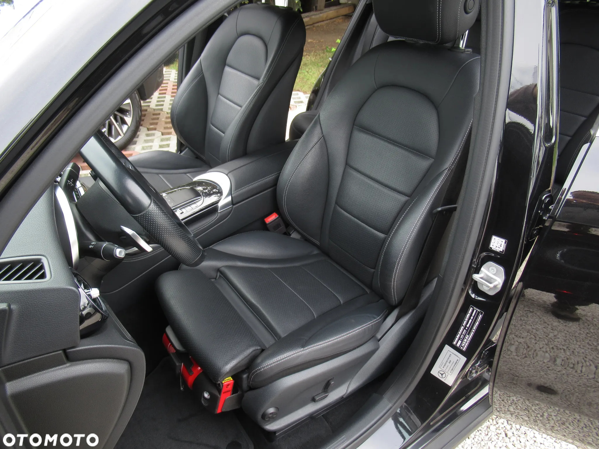 Mercedes-Benz GLC - 7