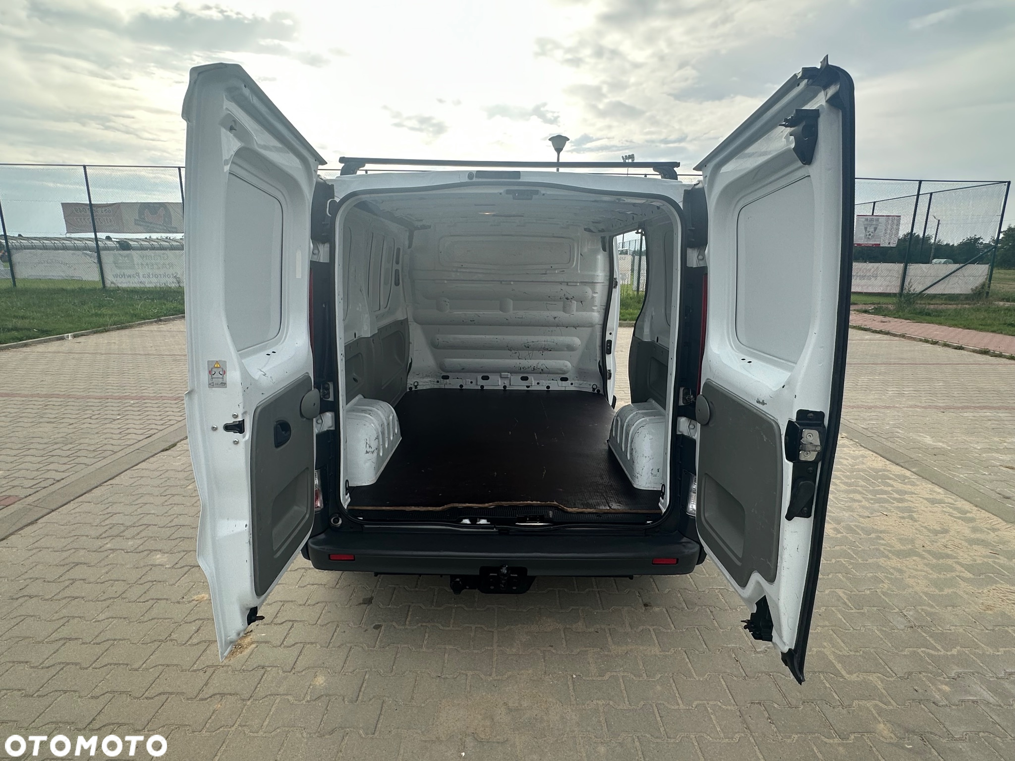 Renault Trafic - 28