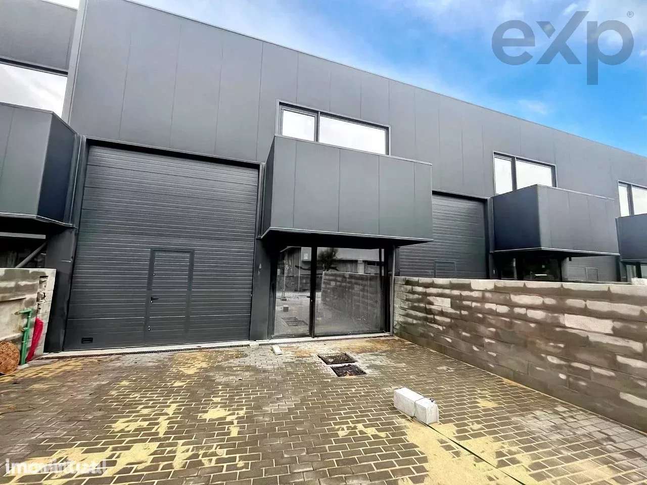 Pavilhão 2 - obra a terminar, Viana do Castelo - Grande imagem: 2/18