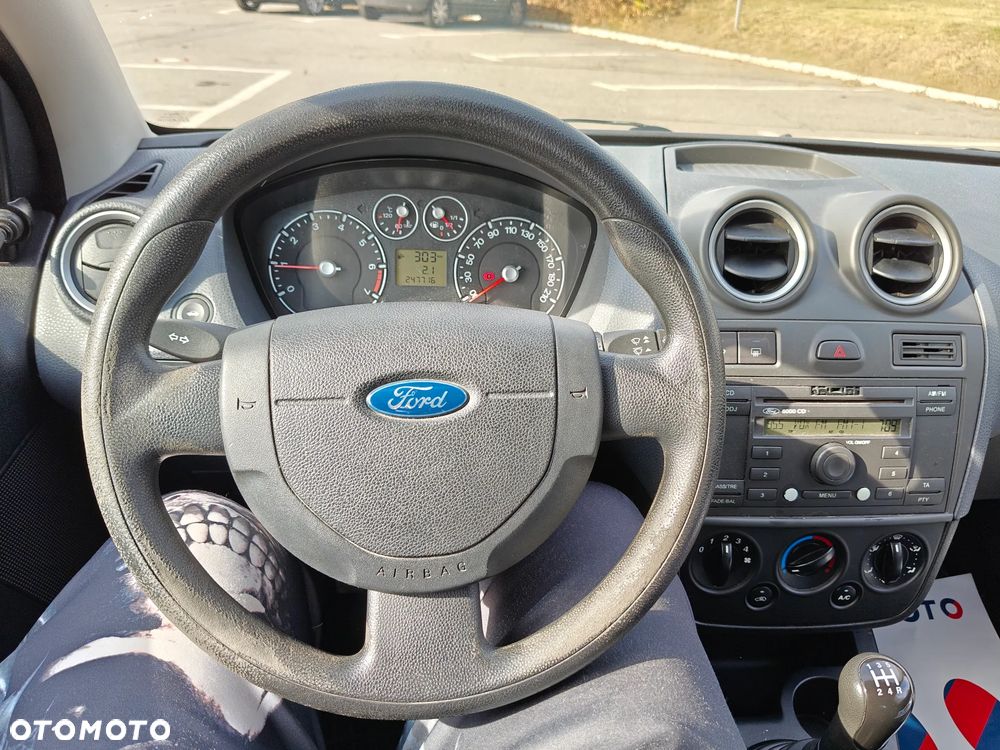 Ford Fiesta 1.3 We will Rock You - 16