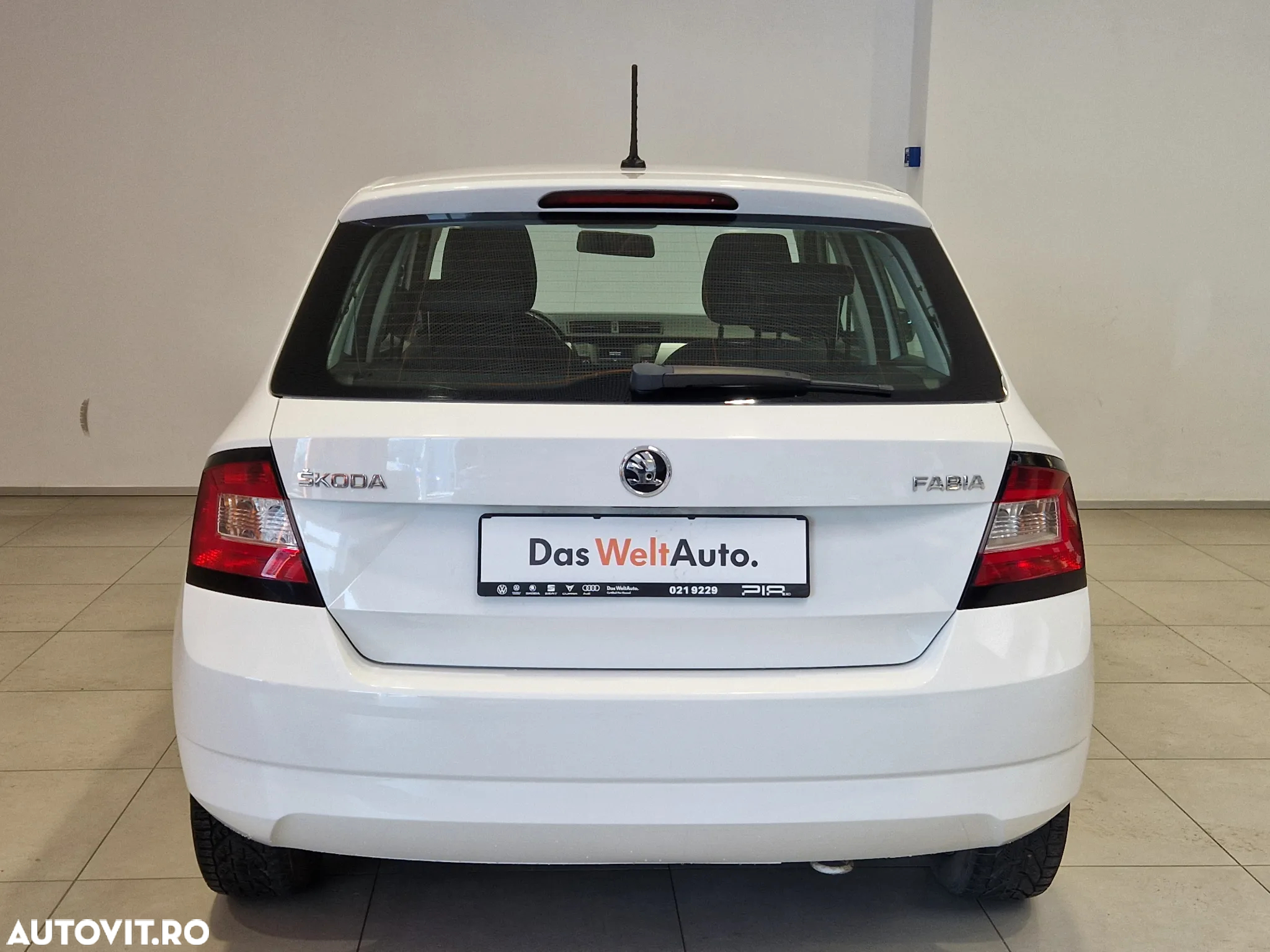 Skoda Fabia 1.0 TSI Ambition - 8