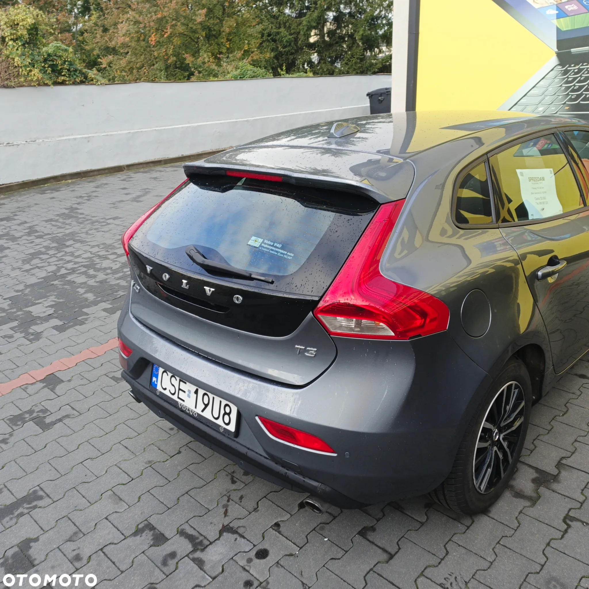 Volvo V40 - 10