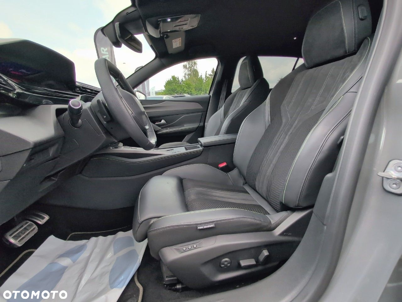 Peugeot 408 - 9