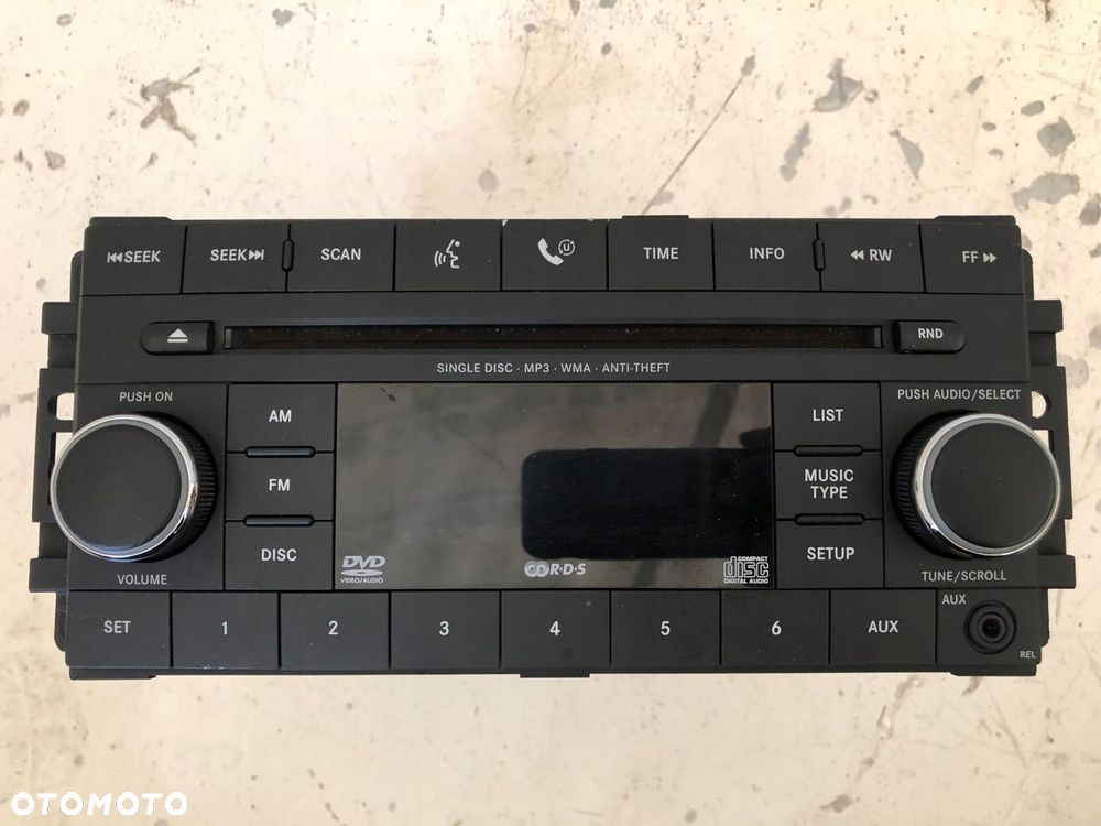 CHRYSLER 300C RADIO PANEL RADIA 05064927AG - 6