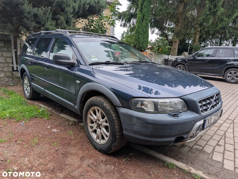 Volvo XC 70 AWD Momentum - 2