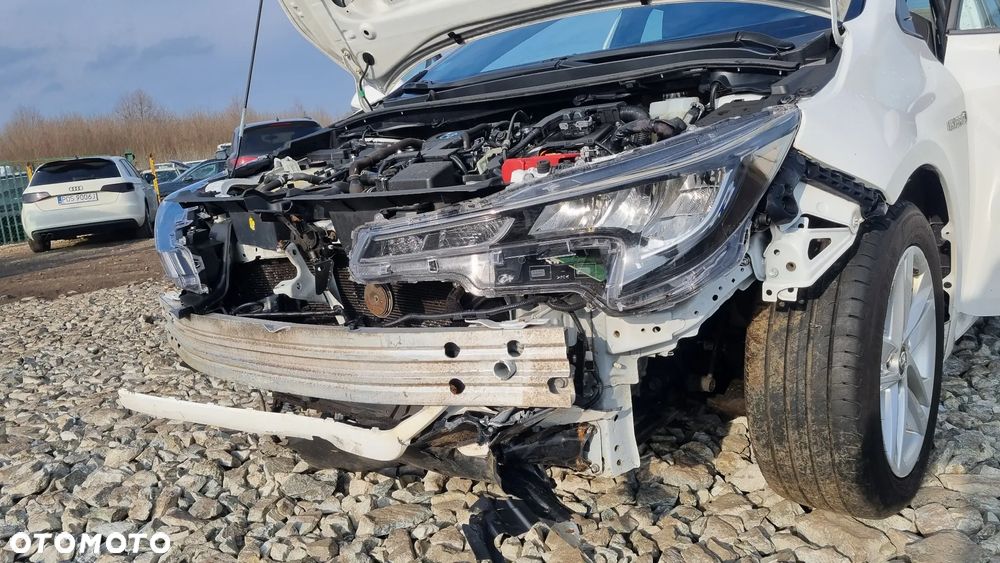 Toyota Corolla 1.8 Comfort - 39