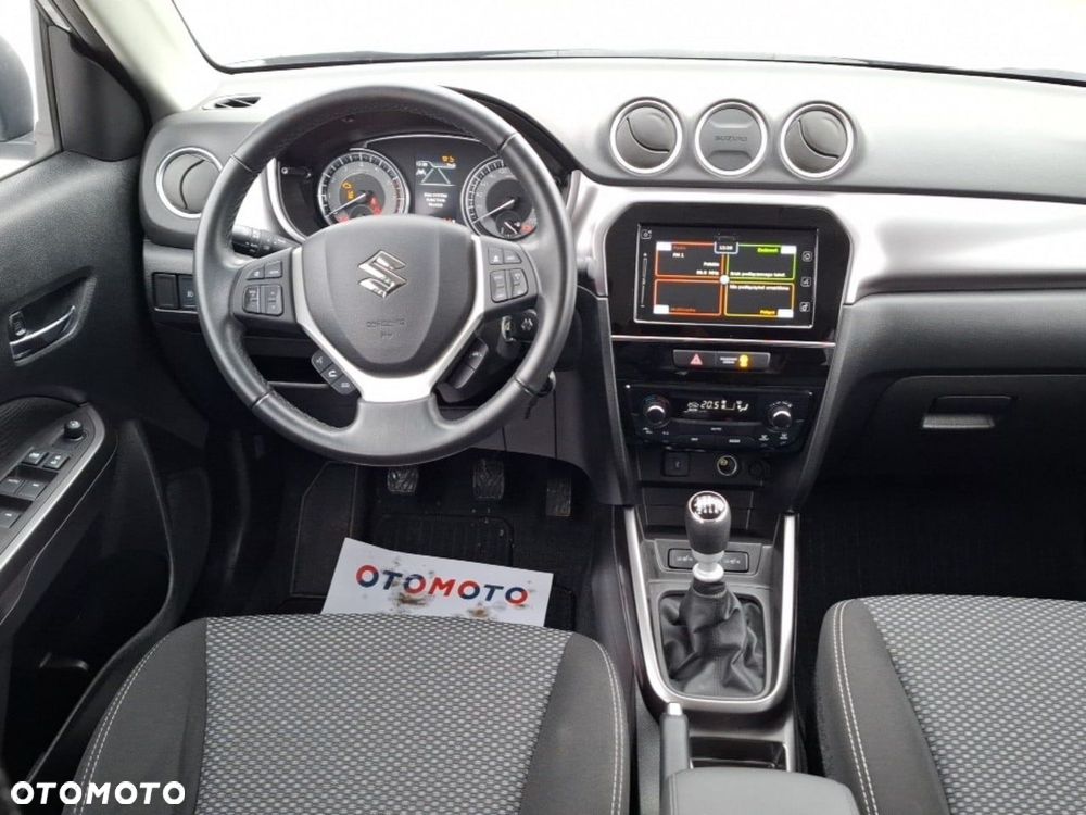 Suzuki Vitara - 8
