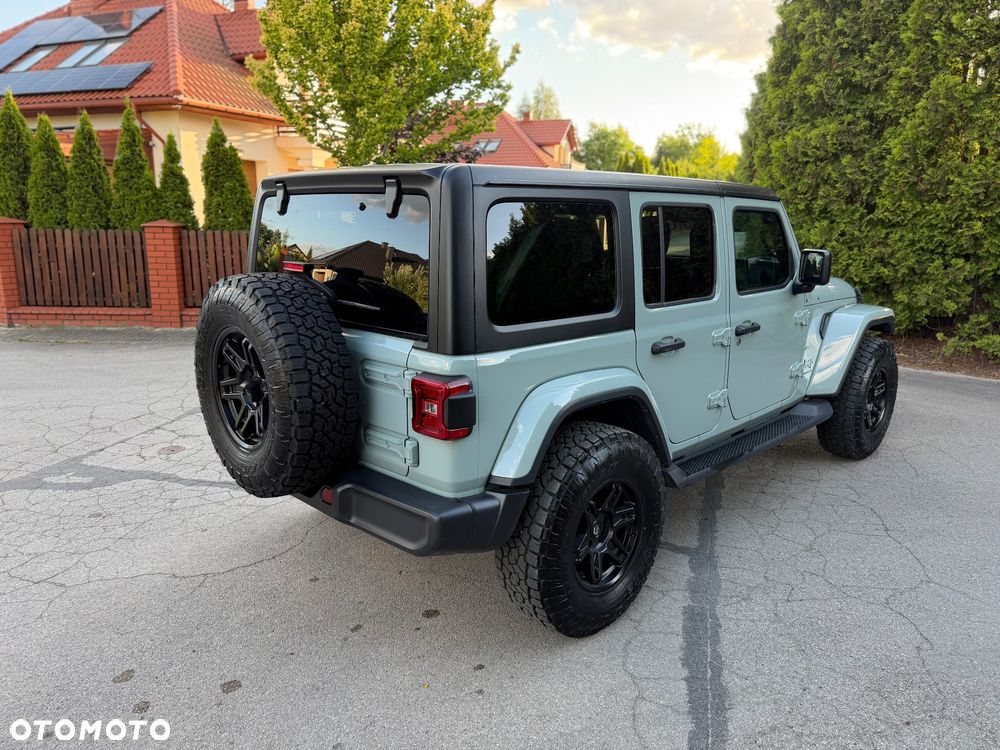 Jeep Wrangler - 8