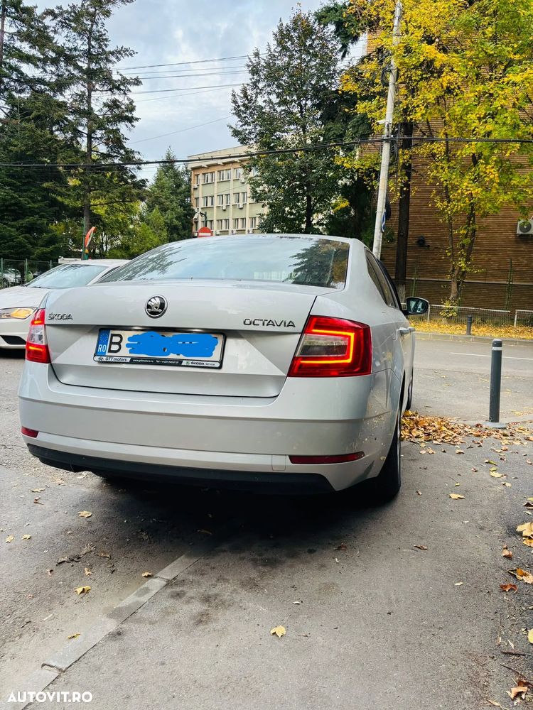 Skoda Octavia 1.6 TDI Style - 5