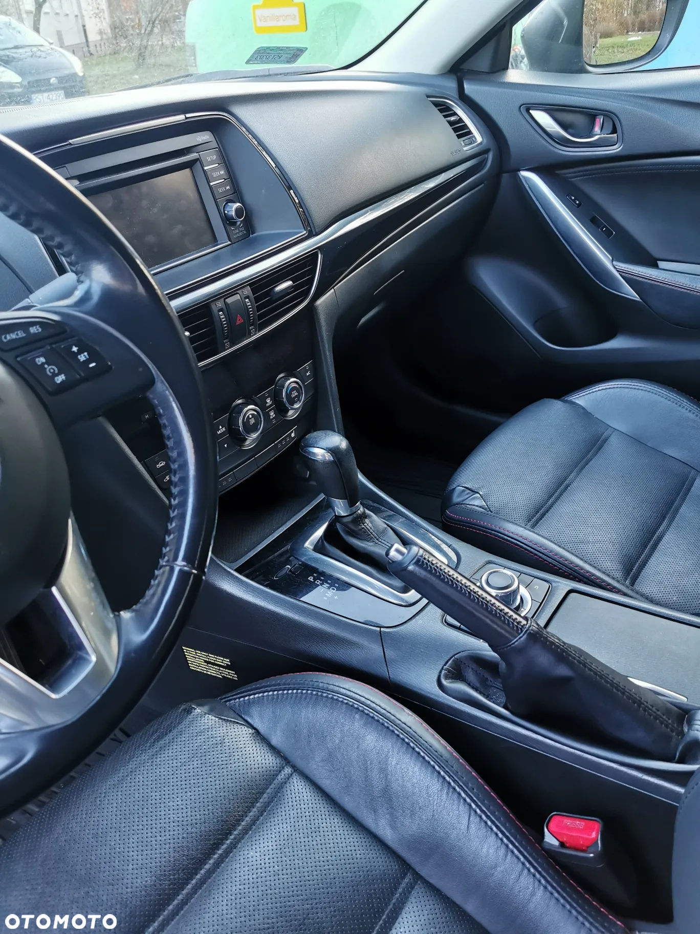 Mazda 6 - 12