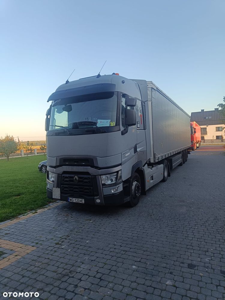 Renault T
