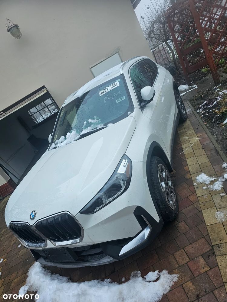 BMW X1 - 1