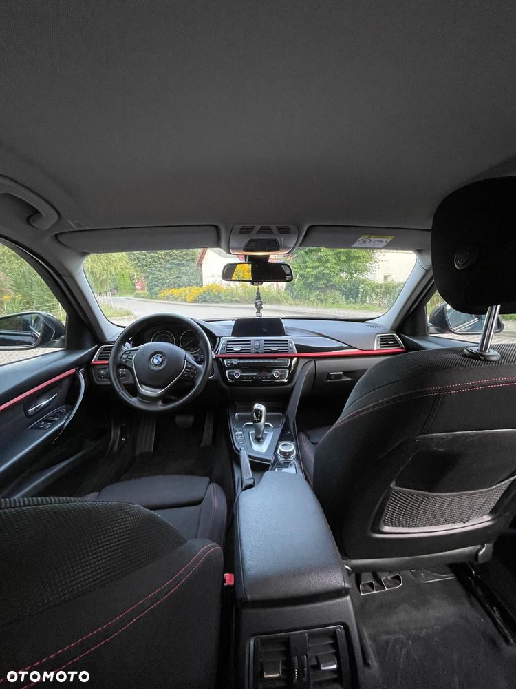 BMW Seria 3 320d xDrive Sport Line - 18