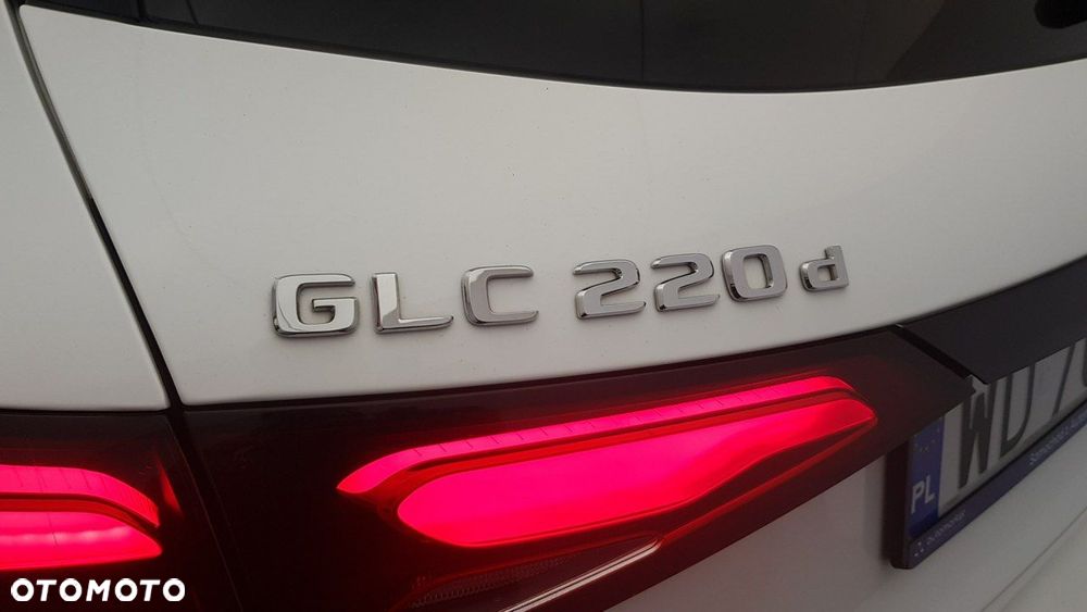 Mercedes-Benz GLC - 13
