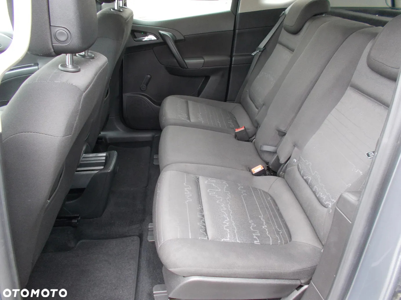 Opel Meriva 1.6 CDTI Essentia S&S - 17