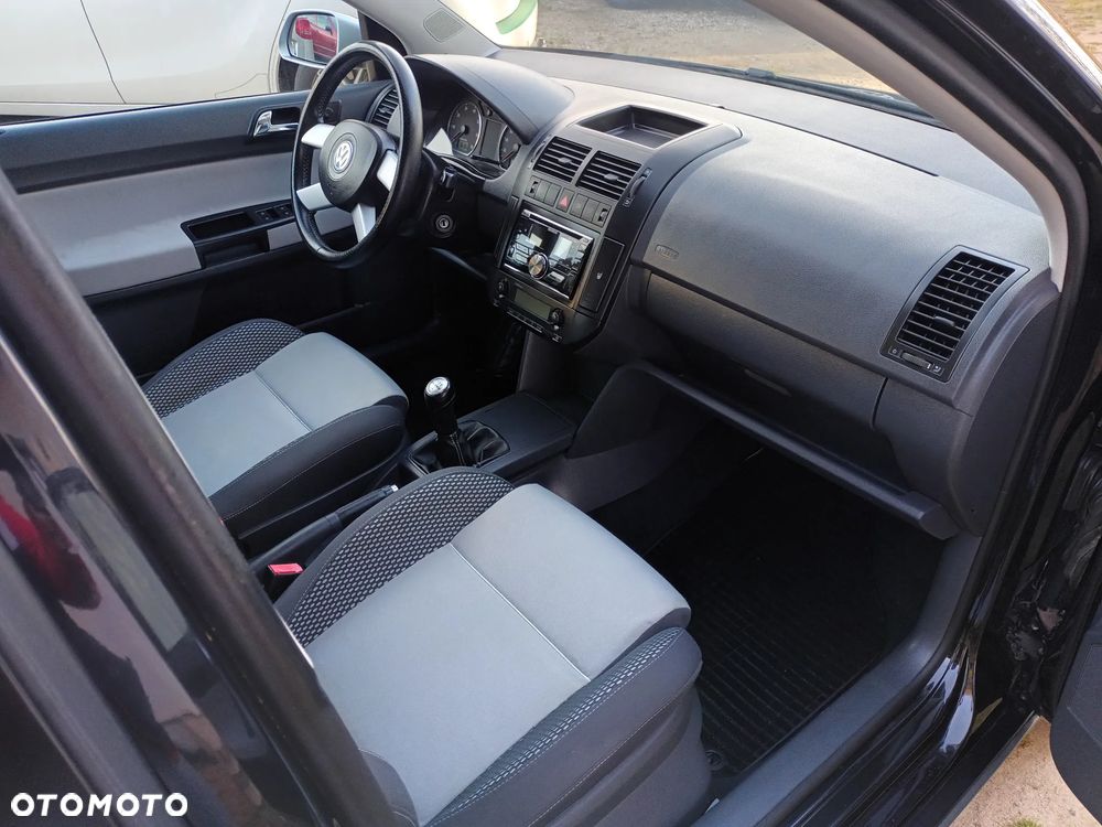 Volkswagen Polo Cross 1.6 - 28