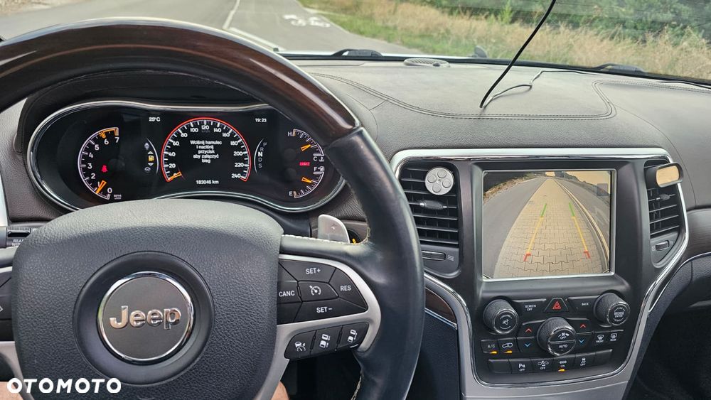Jeep Grand Cherokee 5.7 V8 Overland - 13