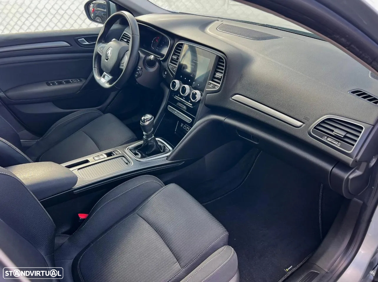 Renault Mégane 1.5 Blue dCi Limited - 8
