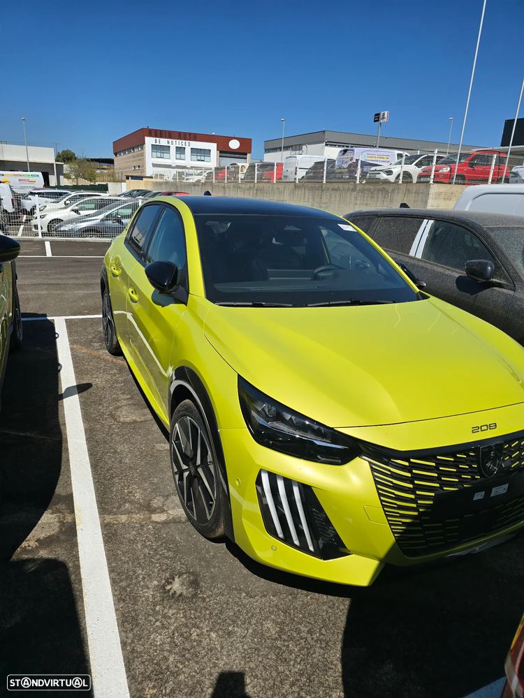 Peugeot 208 1.2 Hybrid GT e-DCS6 - 6