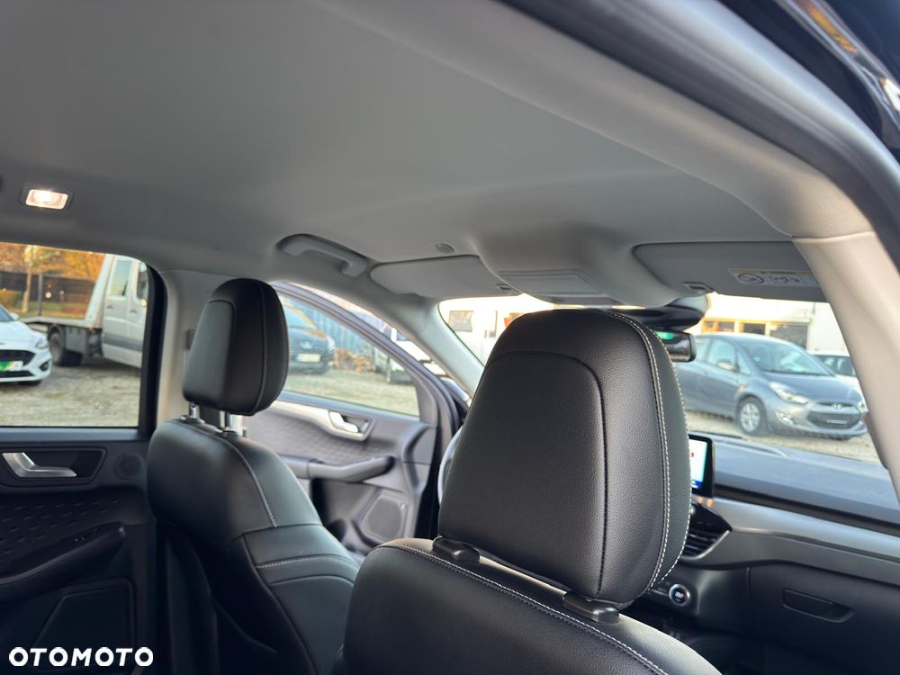 Ford Kuga 1.5 EcoBoost TITANIUM X - 35