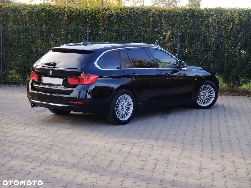 BMW Seria 3 318d Luxury Line - 13