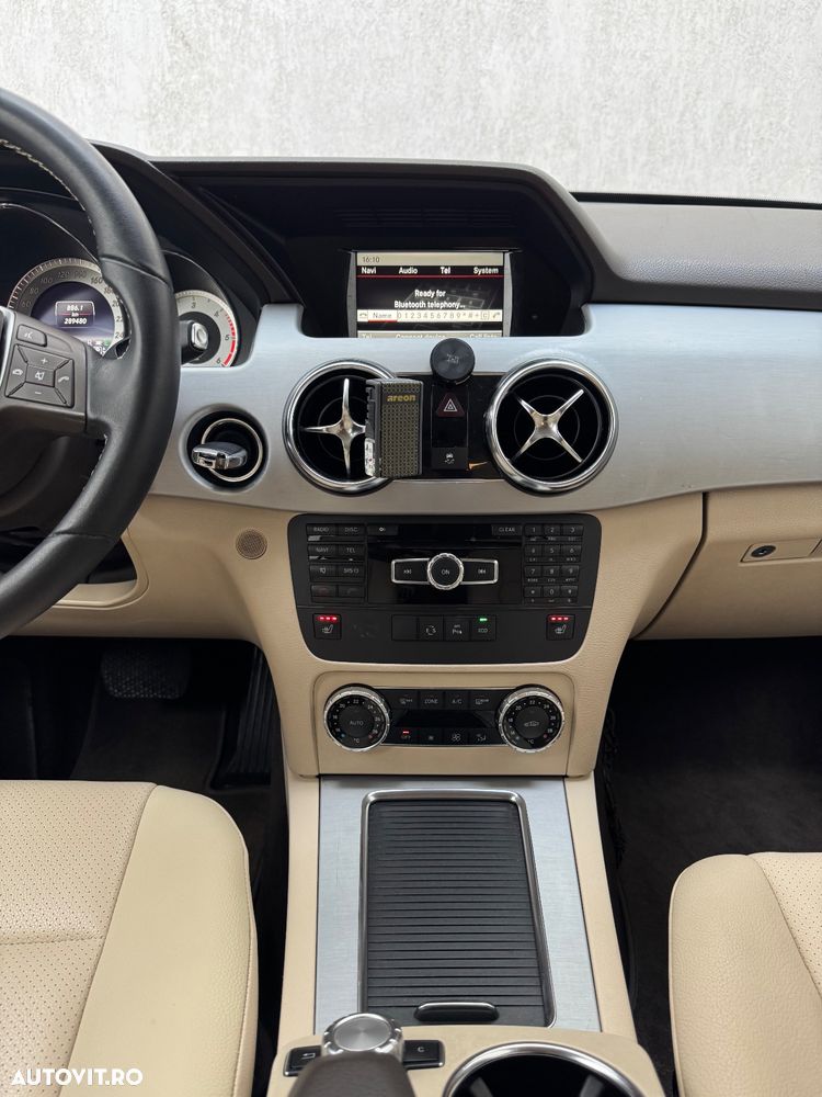 Mercedes-Benz GLK - 12