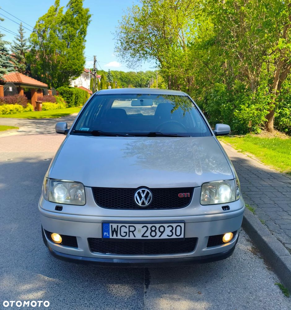 Volkswagen Polo - 1