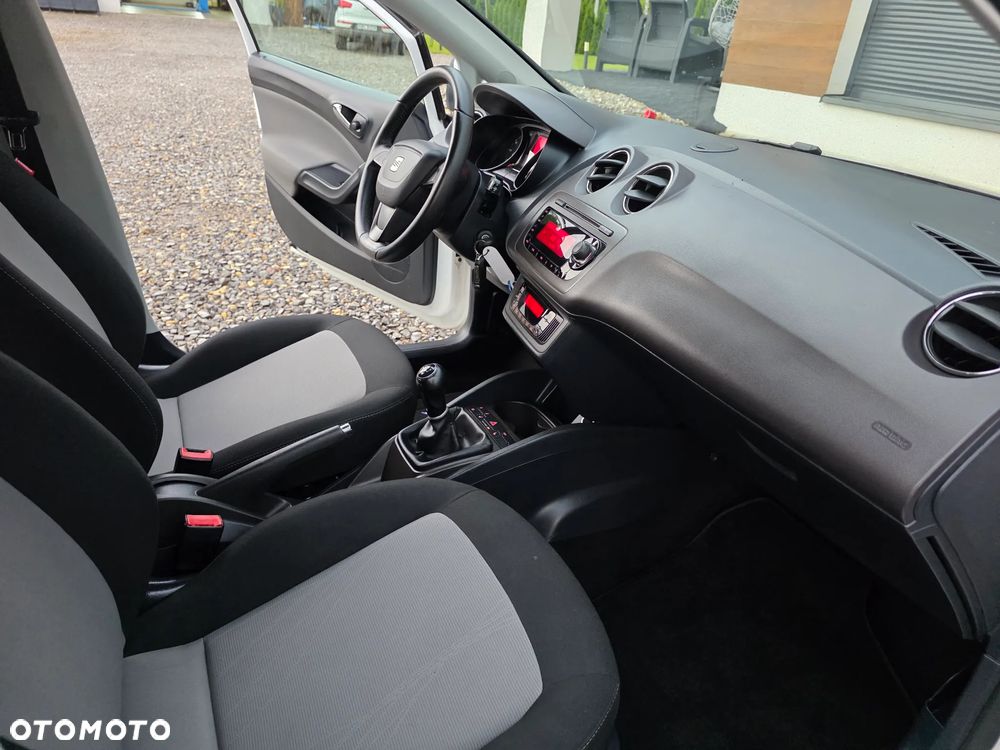 Seat Ibiza 1.4 16V Style - 27