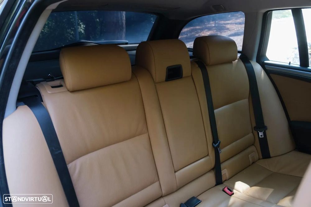 BMW 520 d Executive - 12