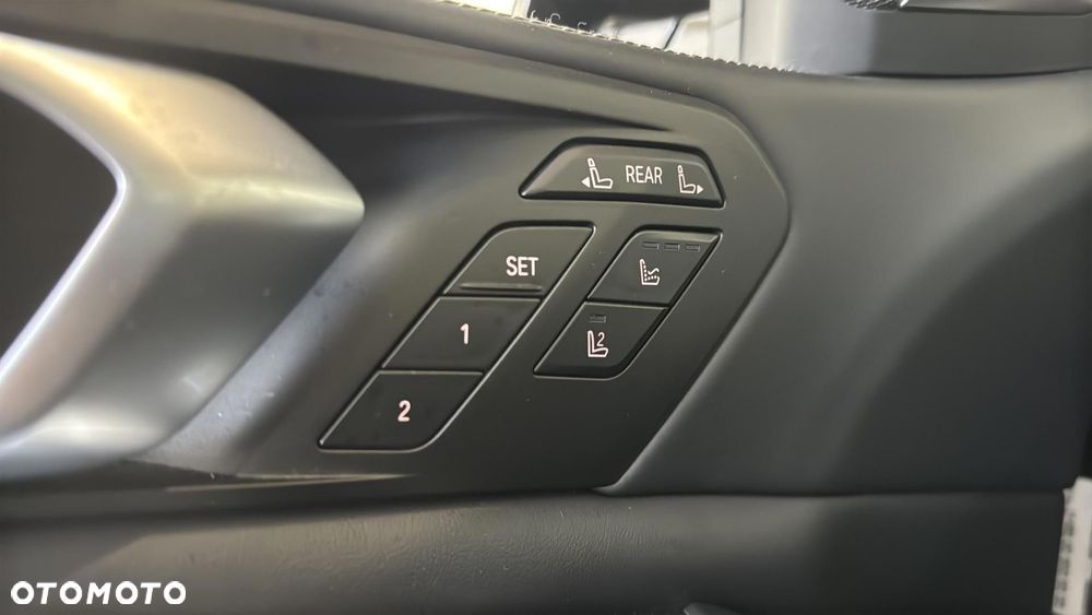 BMW X7 M50d sport - 33