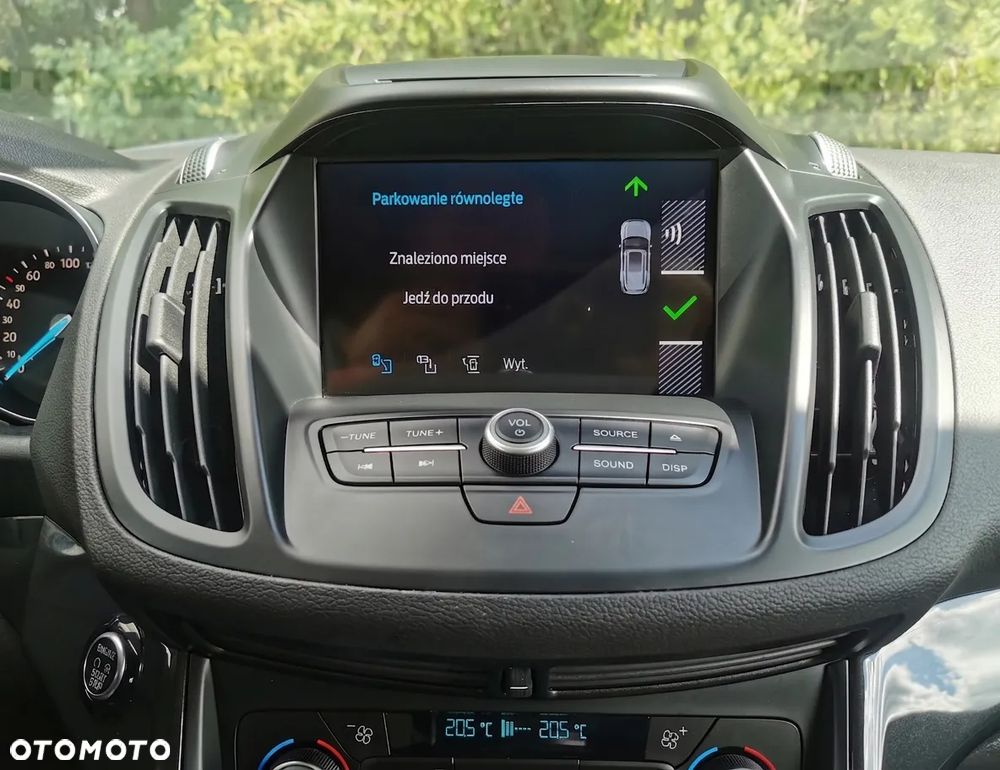 Ford Kuga 1.5 EcoBoost 2x4 Titanium - 14