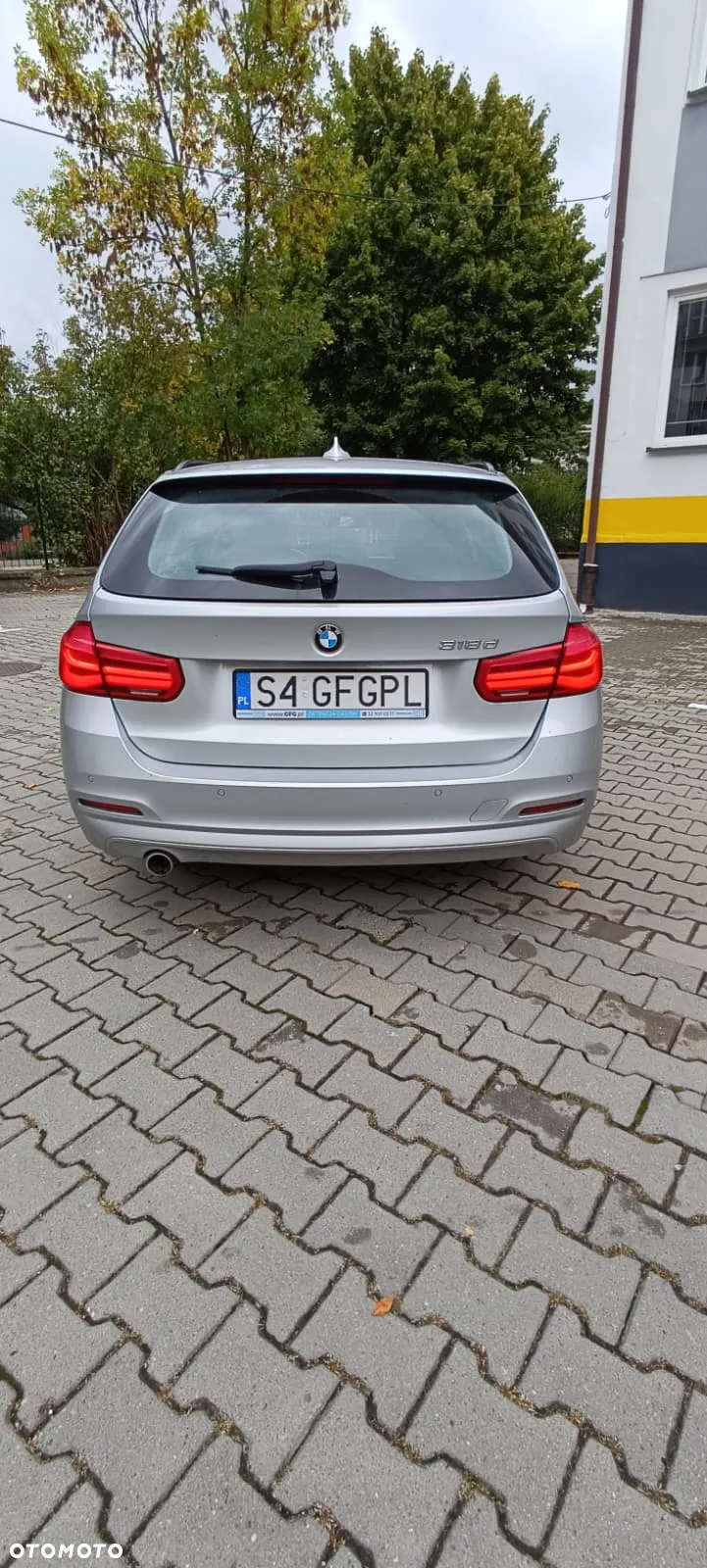 BMW Seria 3 318d - 5