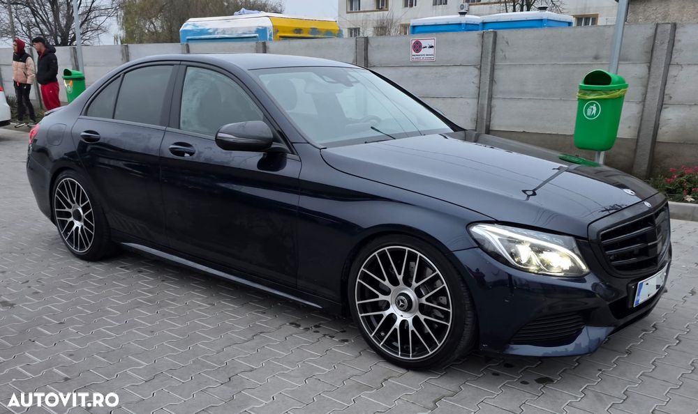 Mercedes-Benz C - 3