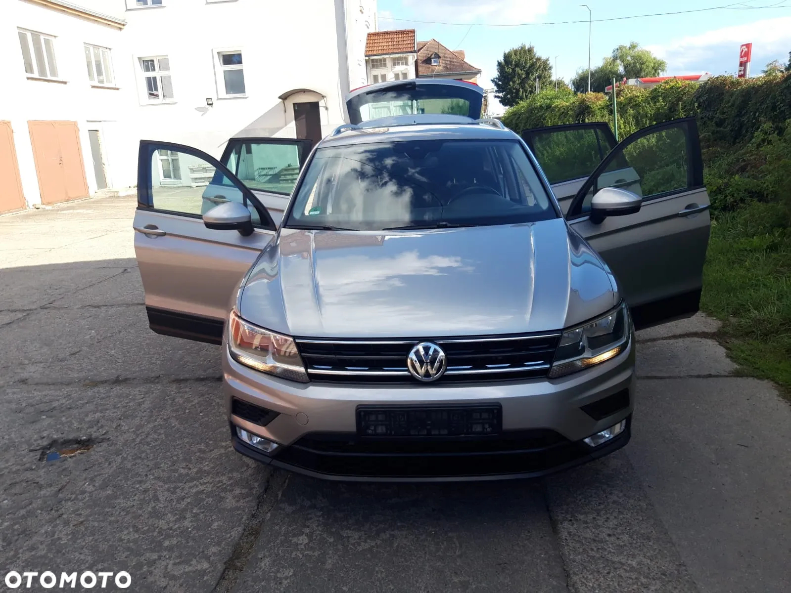 Volkswagen Tiguan - 9