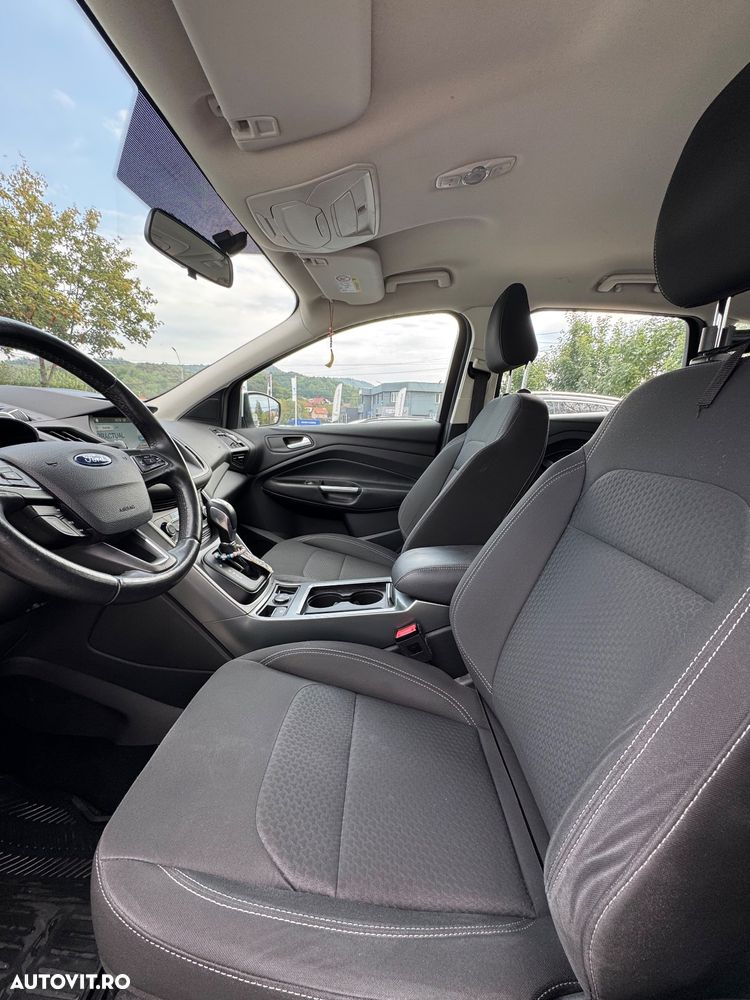 Ford Kuga 2.0 TDCi Powershift 4WD Trend - 10