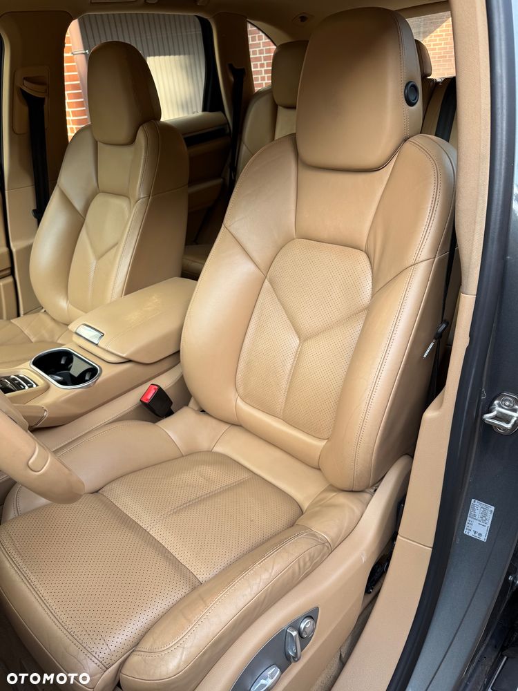 Porsche Cayenne S Diesel - 24