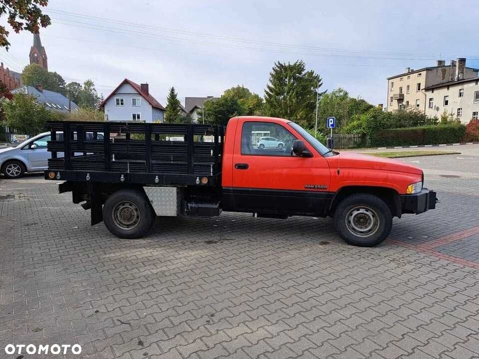 Dodge RAM - 2