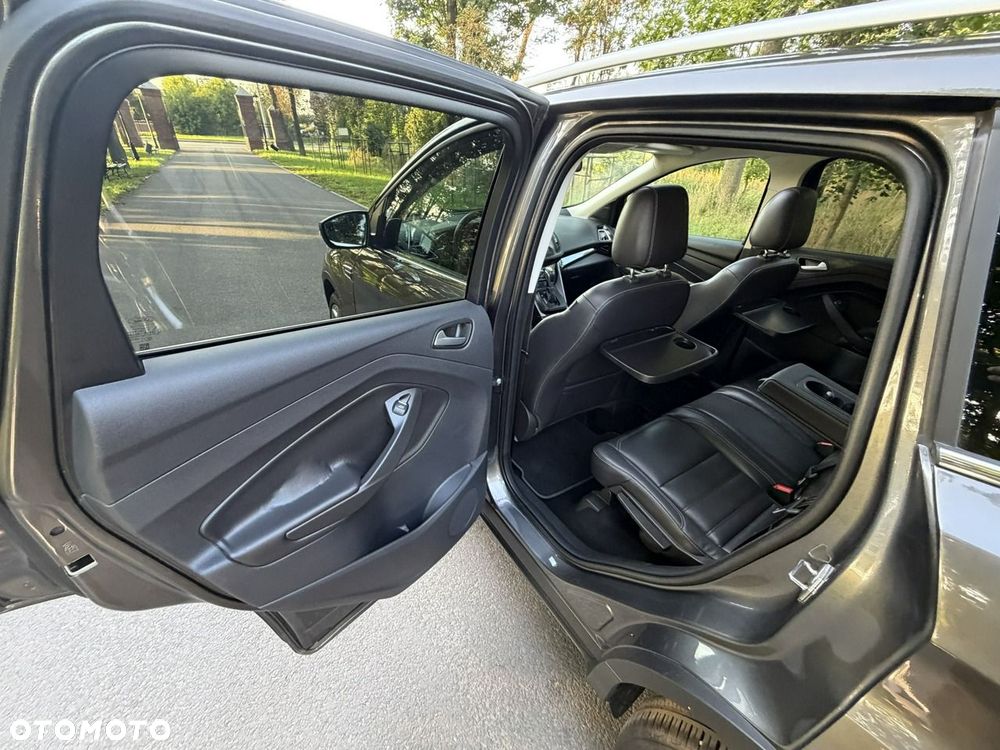 Ford Kuga - 22