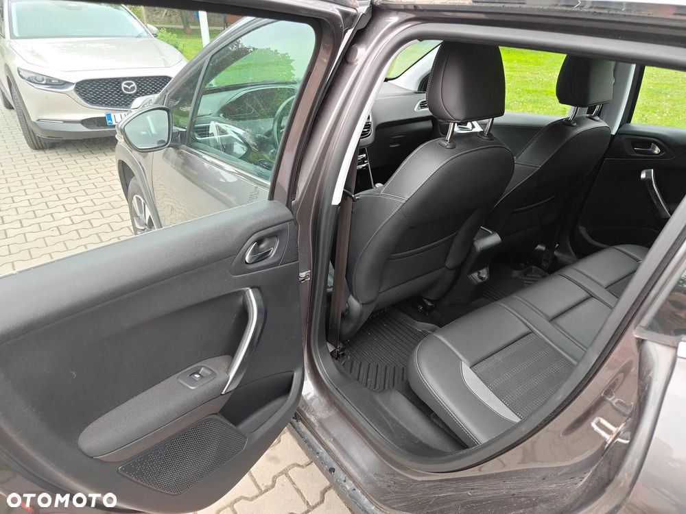 Peugeot 2008 - 17
