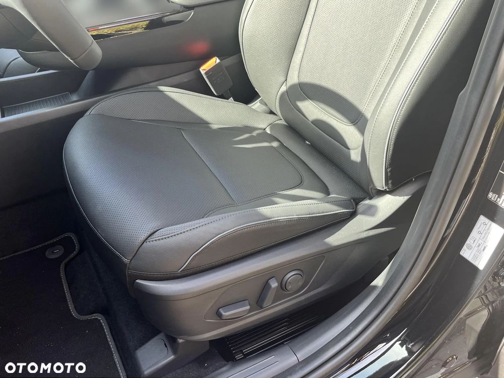 Hyundai Tucson 1.6 T-GDi HEV Platinum 2WD - 12