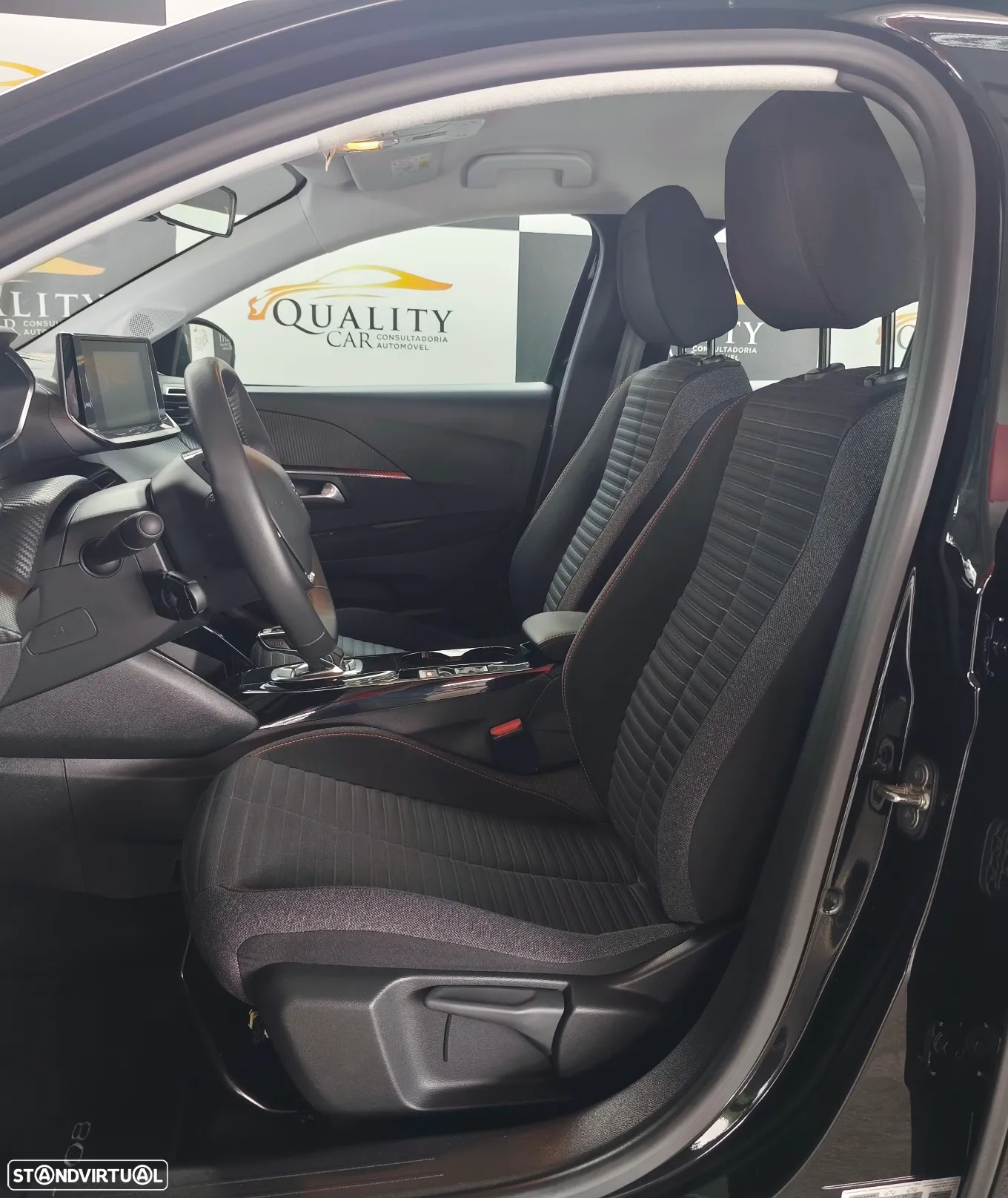 Peugeot e-208 50 kWh Style - 9