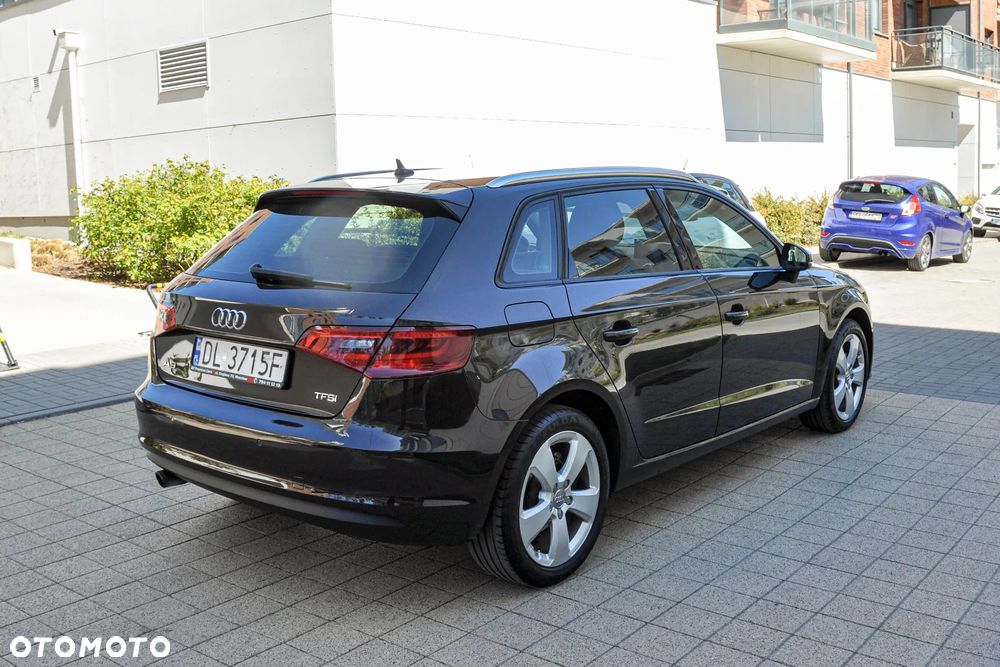 Audi A3 Sportback - 4