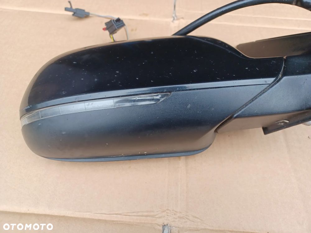 LUSTERKO PRAWE A4 B8 S-LINE LZ9Y 8PIN - 5