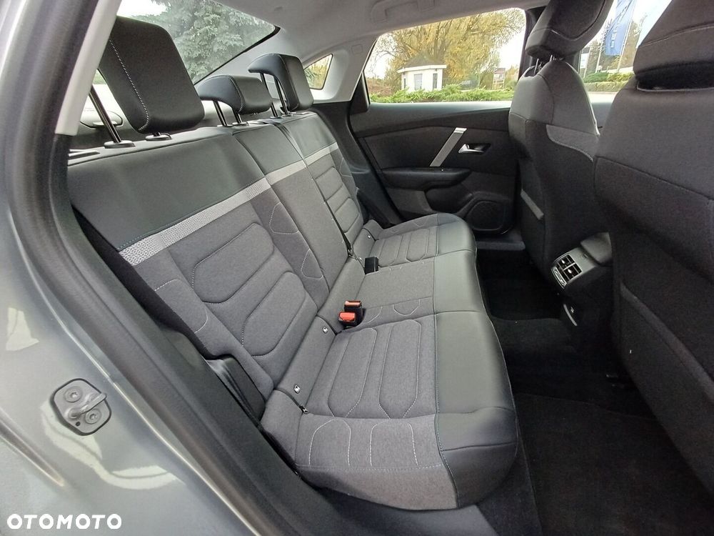 Citroën C4X 1.2 PureTech Feel Pack S&S EAT8 - 28