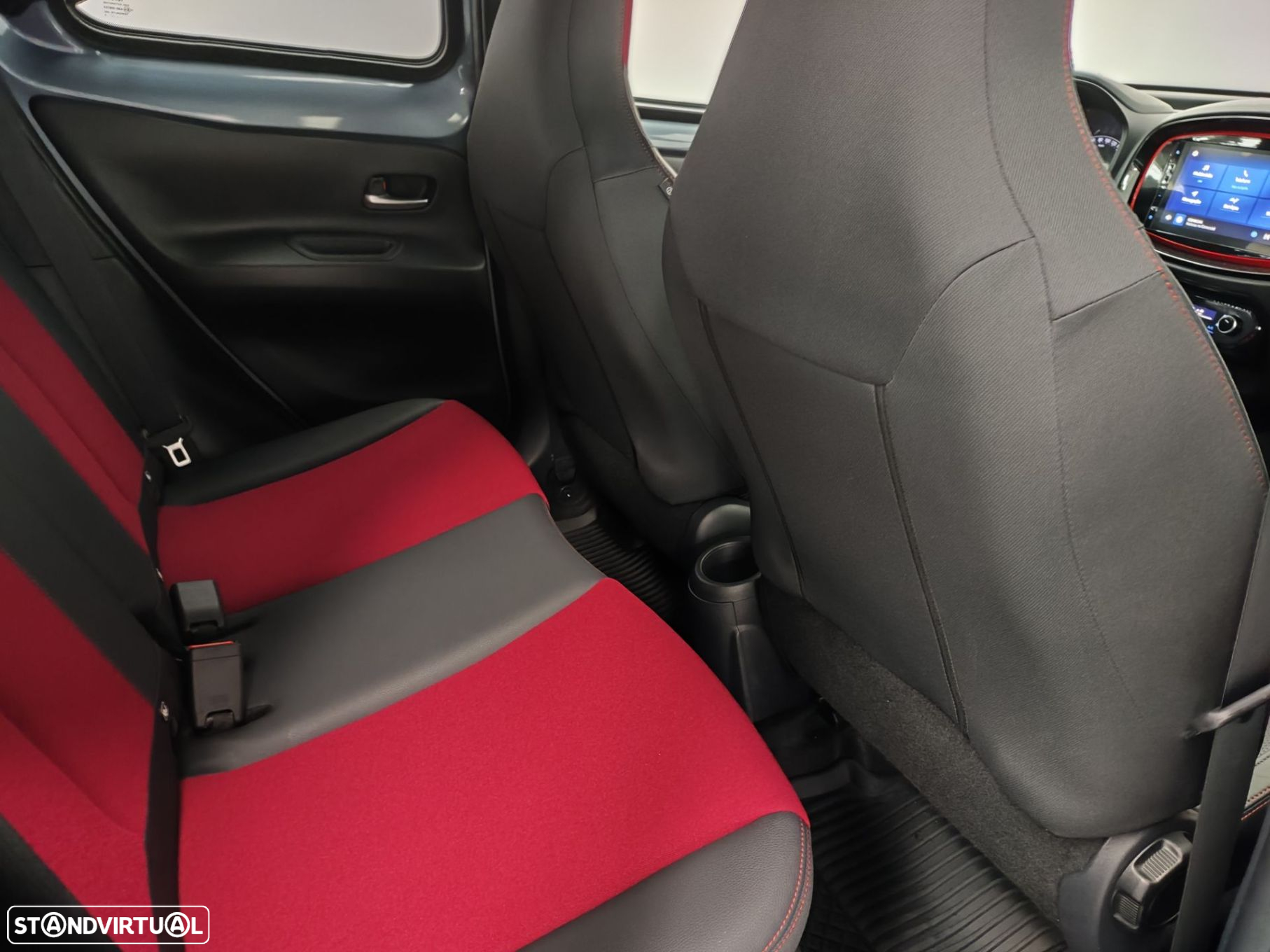 Toyota Aygo X 1.0 Undercover - 7
