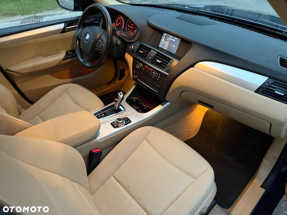 BMW X3 xDrive20d - 12